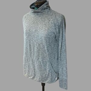 Nine West athletic leisure. Long sleeve, thumb hole, pockets. Women’s M.